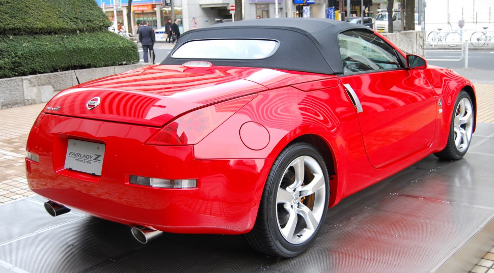 Nissan 350Z technical specifications and fuel economy